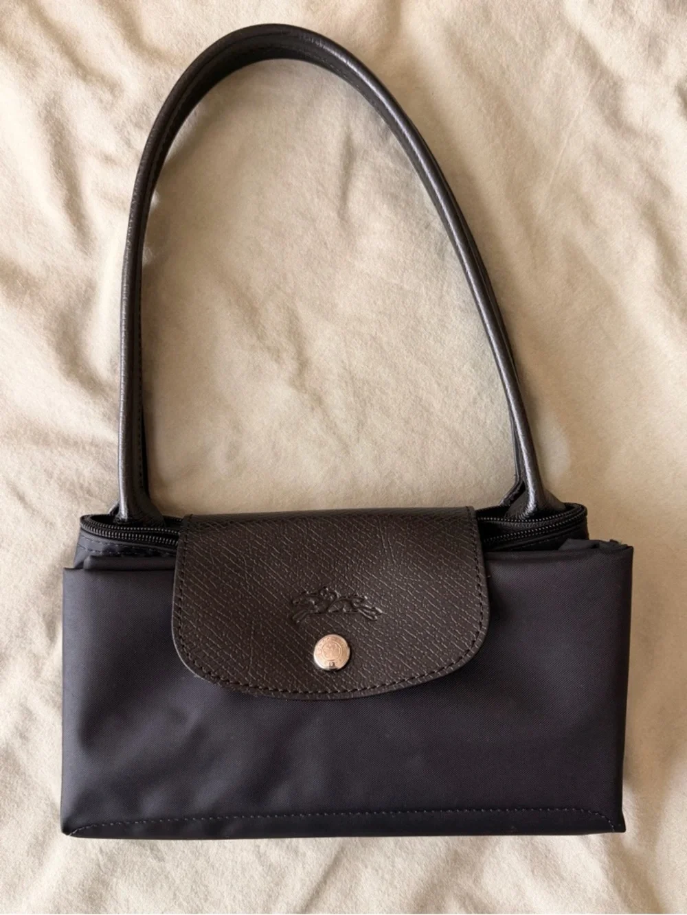 Longchamp Le Pliage Recycled Nylon Tote Medium - Picture 9 of 15